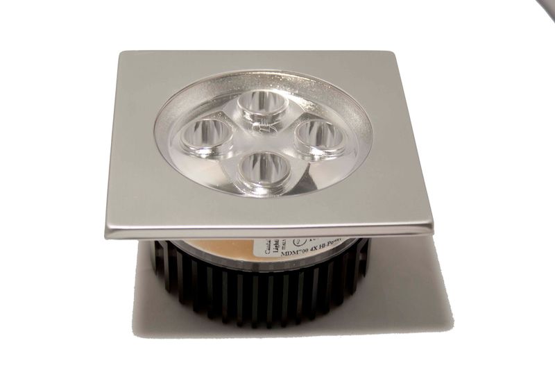 Led, SS VEGA