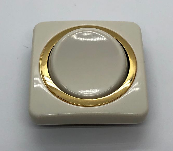 Hovedbilde Lysbryter, hvit, p?/av/p? 10611